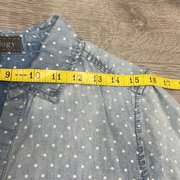 Luxology Chambray Denim Dot Shift Shirt Dress with Pockets 6 - Picture 9 of 16